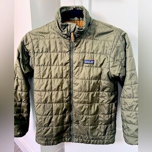 Patagonia Boys' Nano Puff Jacket army green size M 10 medium